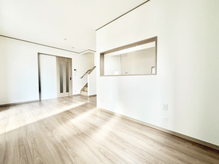 rO 났ƏΊ炪W܂AS܂郊rO