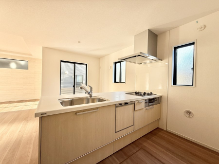 �L�b�`�� ���������y���݂ƐH�ׂ�K����͂���L�b�`��