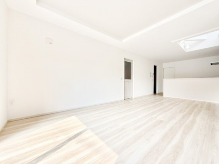 ���r���O ���������R�Ɖ�b�����܂��A�S�n�悢�ЂƂƂ�