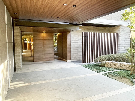 GgX OρA邽тɈS^ĂAJɊǗꂽL