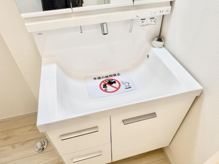 ̑ ݔ􂢂􂤎KɎg֗ȃV[