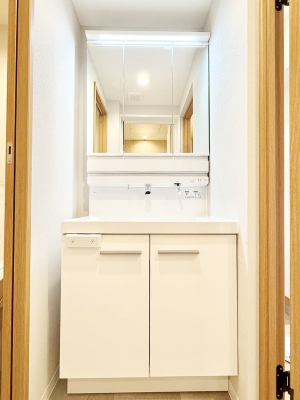 ʑEʏ 邢ʏ͖̎yłႢł