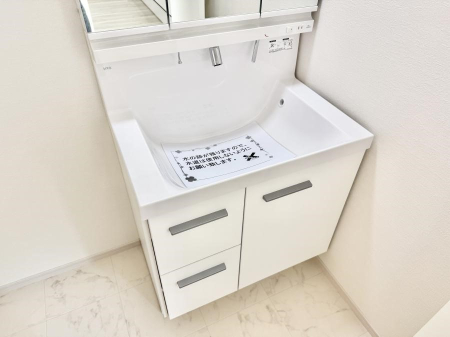 ̑ ݔ􂢂􂤎KɎg֗ȃV[