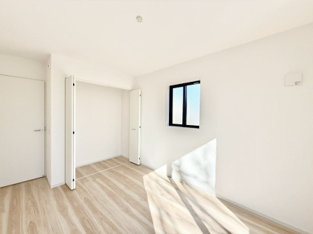 �q������ ����