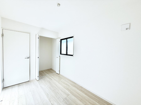 �q������ �������Ƌ�⃌�C�A�E�g�����R�ɔz�u�ł��邽�ߎg�����肪�ǂ����K�ɉ߂����܂�