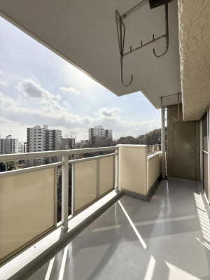 �o���R�j�[ ������ �G�߂̈ڂ낢����������J���I�ȋ�Ԃł�