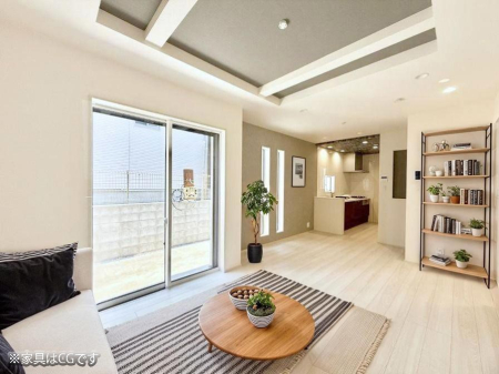 ���r���O ���������났�ƏΊ炪�W�܂�A�S���܂郊�r���O