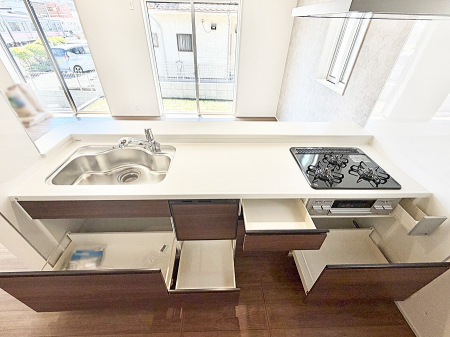 �L�b�`�� �������A�C�f�A�L����A�N���G�C�e�B�u�ȗ������