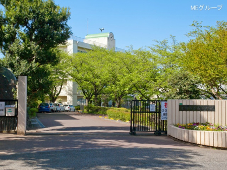 ӊ wZ 900m Ԏs쒆wZ