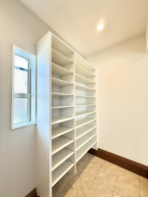 ���[ �������V���[�Y�C���N���[�N�t���I�J���O�֎Ԃ��u���܂�  