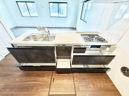 �L�b�`�� �������A�C�f�A�L����A�N���G�C�e�B�u�ȗ������