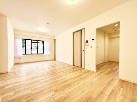 ̑ Ƒ̏Ί炪ӂA났̋