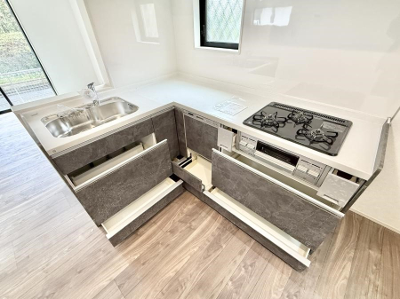 �L�b�`�� �����������������Ɗy�����Ȃ�A���K�ȃL�b�`�����