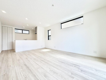 ���r���O ���������R�Ɖ�b�����܂��A�S�n�悢�ЂƂƂ�