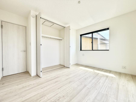 �q������ �������Ƌ�⃌�C�A�E�g�����R�ɔz�u�ł��邽�ߎg�����肪�ǂ����K�ɉ߂����܂�