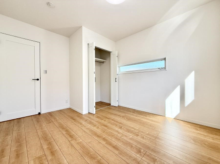 �q������ �������v���C�x�[�g��ԂƂ��ĐÂ��ŗ�������������񋟂��Ă���܂�