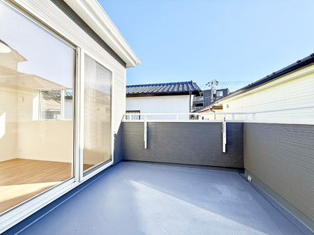 �o���R�j�[ ������ ��𒭂߂Ȃ���A�ق��ƈꑧ������ʂȋ��