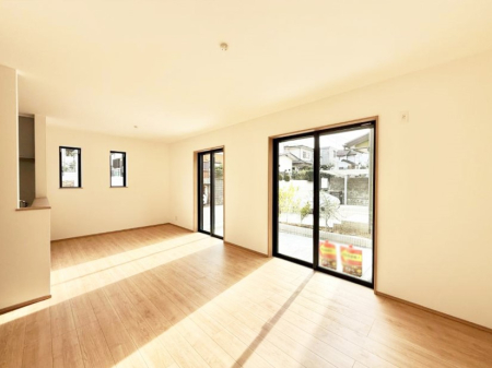 ���r���O �������V���v���������ґ�A��؂Ȑl�Ɖ߂����S���قǂ�����