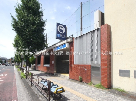 ���ӊ� �w 1200m ���l�s�c�n���S�u���[���C���u�`�쒆���v�w