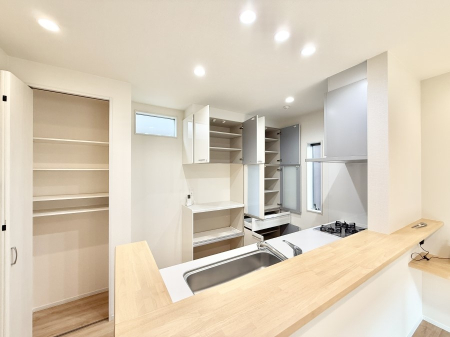 �L�b�`�� �������L���C�ɕЕt���A�g���₷���L�b�`��