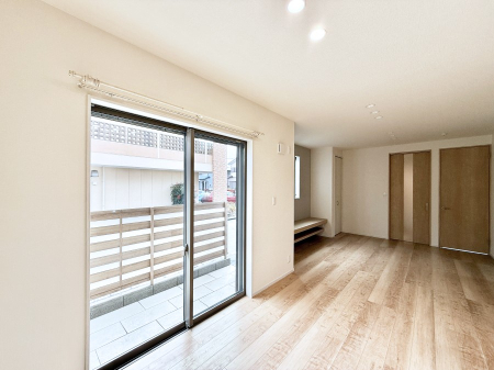 ���r���O �������V���v���������ґ�A��؂Ȑl�Ɖ߂����S���قǂ�����