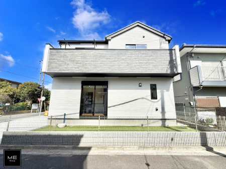 nOώʐ^ OρV炵n܂ꏊŁAƑJ[߂