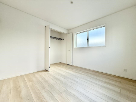 �Q�� ���������̔z�u��ʋC���̗ǂ��݌v�ŕ����̋�C�������炸�A��ɐV�N�ȋ�C������܂�