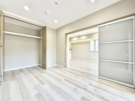 �q������ �����������̍D�݂ɍ��킹���C���e���A�𐮂��₷�����𔽉f�ł���ꏊ�ł�