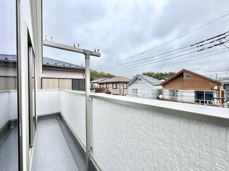 �o���R�j�[ ������ �G�߂̈ڂ낢����������J���I�ȋ�Ԃł�