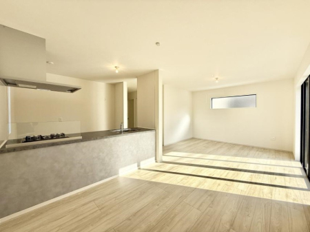 ���̑����� �������Ƒ��̏Ί炪���ӂ��A���났�̋��