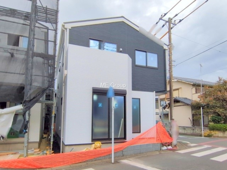 nOώʐ^ OρV炵n܂ꏊŁAƑJ[߂