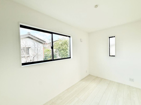 �Q�� ���������̔z�u��ʋC���̗ǂ��݌v�ŕ����̋�C�������炸�A��ɐV�N�ȋ�C������܂�