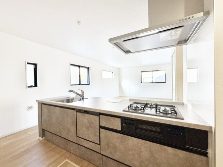 �L�b�`�� �������Ƒ����J��[�߂�A������̂���L�b�`��