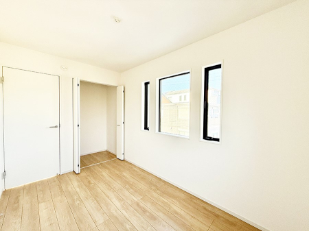 �Q�� ���������̔z�u��ʋC���̗ǂ��݌v�ŕ����̋�C�������炸�A��ɐV�N�ȋ�C������܂�