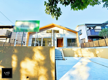 nOώʐ^ OρV炵n܂ꏊŁAƑJ[߂