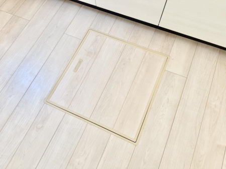 ���̑����� �ݔ����B�ꂽ���[�X�y�[�X�ŉƑS�̂��X�b�L��