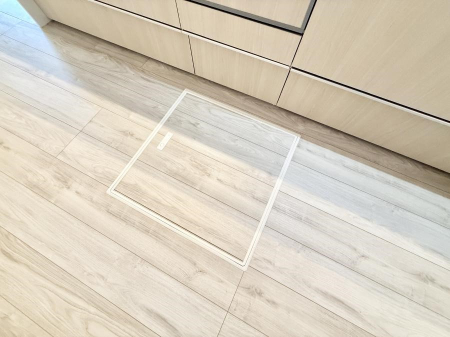 ���̑����� �ݔ����B�ꂽ���[�X�y�[�X�ŉƑS�̂��X�b�L��