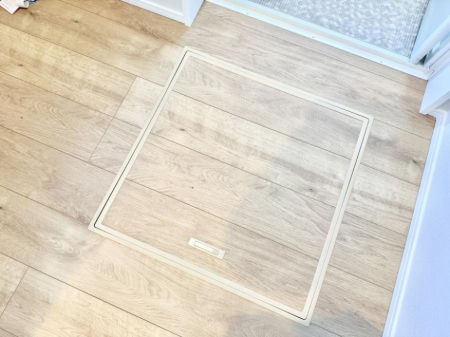 ���̑����� �ݔ����B�ꂽ���[�X�y�[�X�ŉƑS�̂��X�b�L��