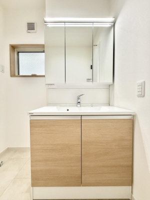 ���ʑ�E���ʏ� ����