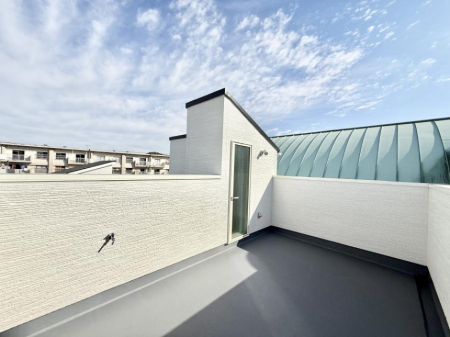 �o���R�j�[ ����