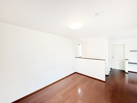 ���r���O ���������R�Ɖ�b�����܂��A�S�n�悢�ЂƂƂ�