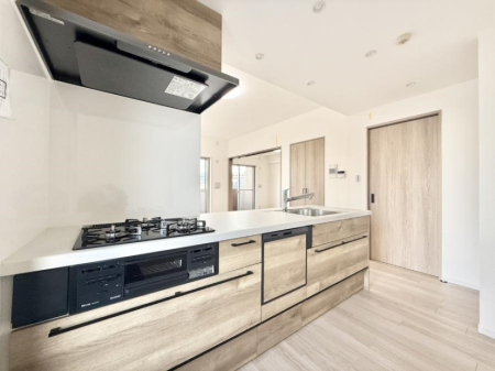 �L�b�`�� �������Ƒ����J��[�߂�A������̂���L�b�`��