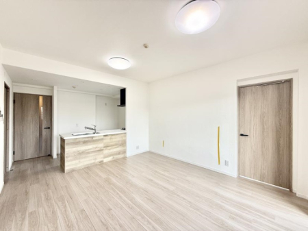 ���r���O ���������R�Ɖ�b�����܂��A�S�n�悢�ЂƂƂ�