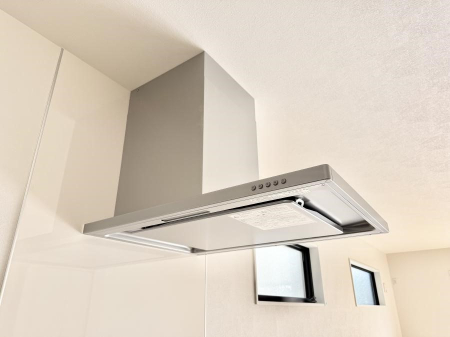 ���̑����� �ݔ����������̏��C����������C��ɗU������A�����I�ɔr�����ł��܂��B