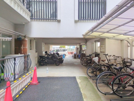 ̑ OρẌړɕ֗ȒփXy[XmۂĂ܂