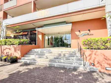 �G���g�����X �O�ρ��A�邽�тɈ��S����^���Ă����A���J�ɊǗ����ꂽ���L���