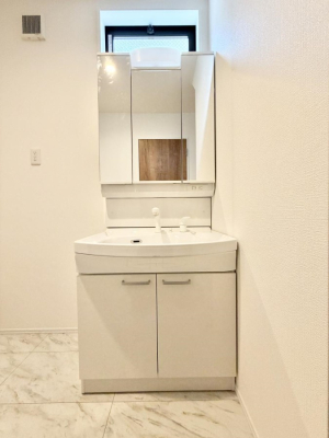 ���ʑ�E���ʏ� ����