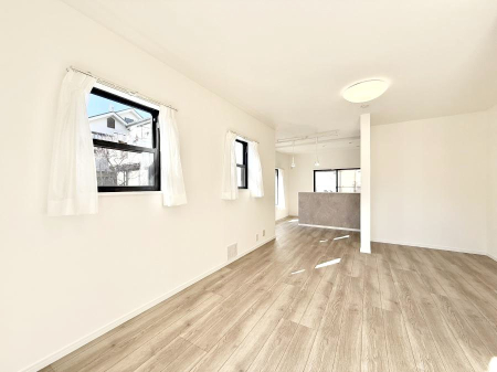 ���r���O ���������ƕ���������A�����b�N�X�ł�����