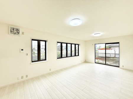 ���r���O �������S���������ꏊ�A�������߂����郊�r���O