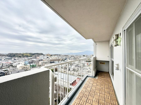 �o���R�j�[ ������ ���̃R�[�q�[���̐�����y���ށA�����̏ꏊ